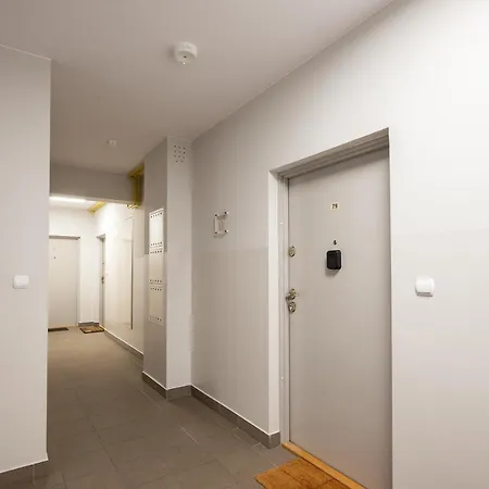 Goclawek Comfort By Bookinghost Appartement Varsovie