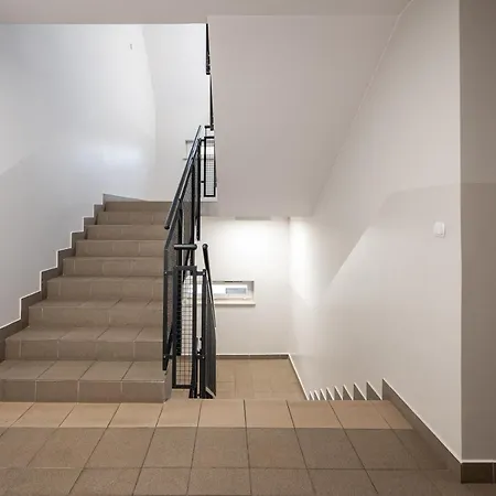 Goclawek Comfort By Bookinghost Varşova